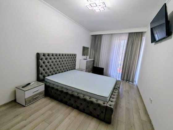 Продається 2-кімнатна новобудова з євроремонтом Черновцы