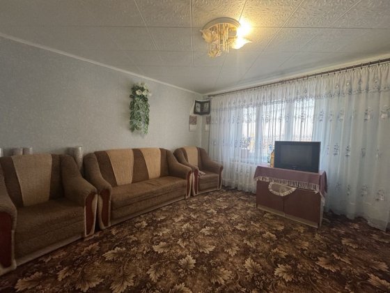 Продам 1 кімнатну квартиру ювілейний Ровно