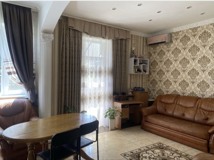 Продаж квартири біля набережної - фото 1