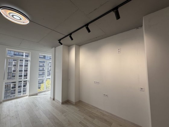 Продаж 1-кімнатної квартири з ремонтом по вул. Руська Чернівці