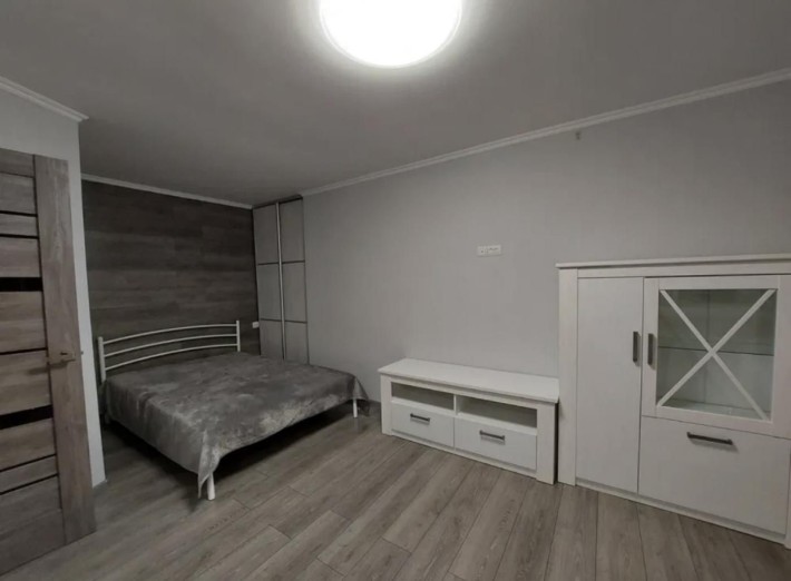 Продаж / Квартира / Полуботка, Рівне - фото 1