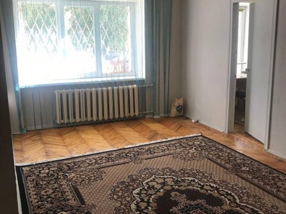 Продаж / 3 кімнатна квартира, чешка,  12 Школа, Рівне Ровно