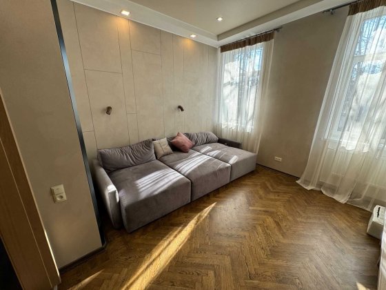 Двокімнатна квартира в Центрі з ремонтом та індивідуальним опаленням Полтава