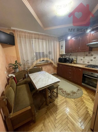 Продаж трикімнатної квартири по вул.Лобачевського - фото 1