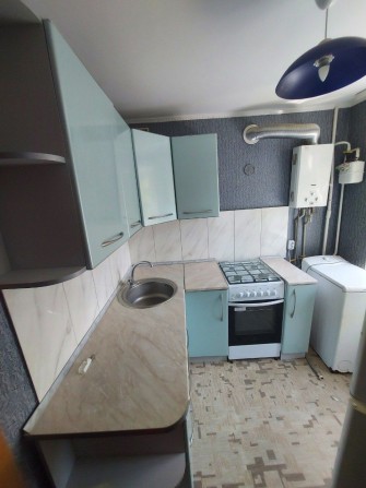 Продам 1 кімнатну квартиру на Троїцькій 4 поверх - фото 1