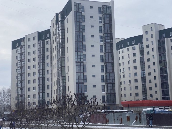 1 комнатная квартира в ЖК Айсберг в сданном доме на ВСУ 41Б. - фото 1