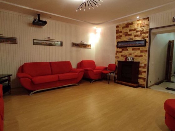 Продаж великої трикімнатної квартири біля Здибанки з  а/о Суми