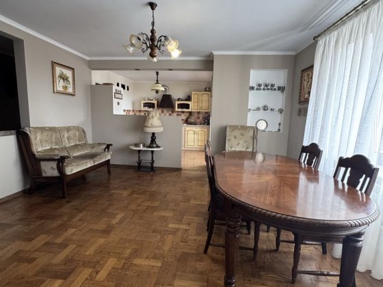 4-кімнатна двохрівнева квартира з ремонтом та меблями Тернопіль