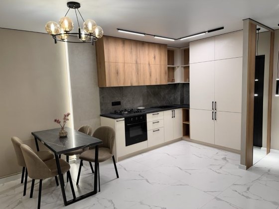 Продається 2 кімнатна квартира по вул. Київська Тернополь