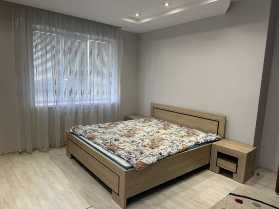 Продаж 3-х кімнатної з гаражем Ужгород