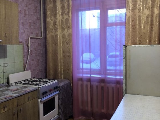 1кмн квартира пр-т Грушевського можливий  продаж під «є відновлення» Чернигов