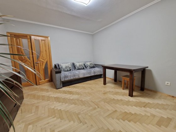 3х кімнатна новий район Ужгород