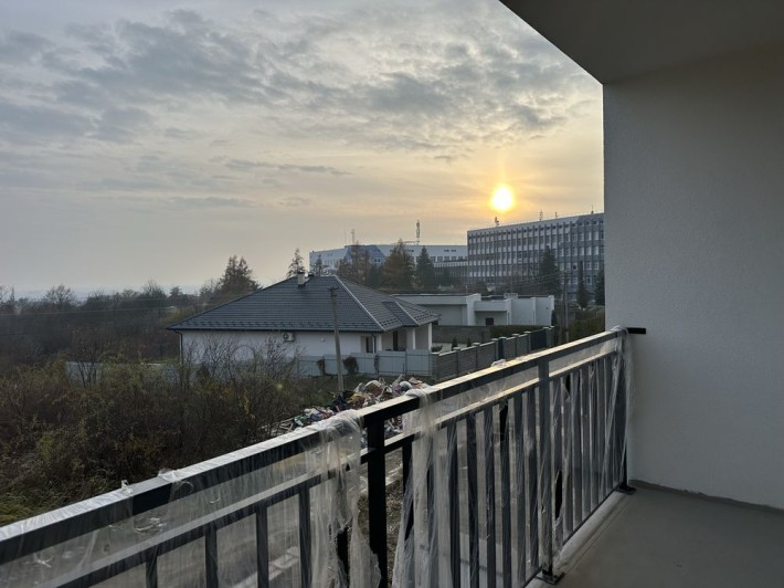 Продається затишна квартира в клубному будинку! Вербна 8 Ужгород - фото 1