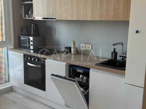 Продаж / Квартира / Стеценка, Нивки, 2кім./ремонт/115000 дол./Київ Киев