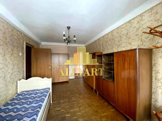 Продаж 2 кім квартири вул.Мілютенко 46 Київ