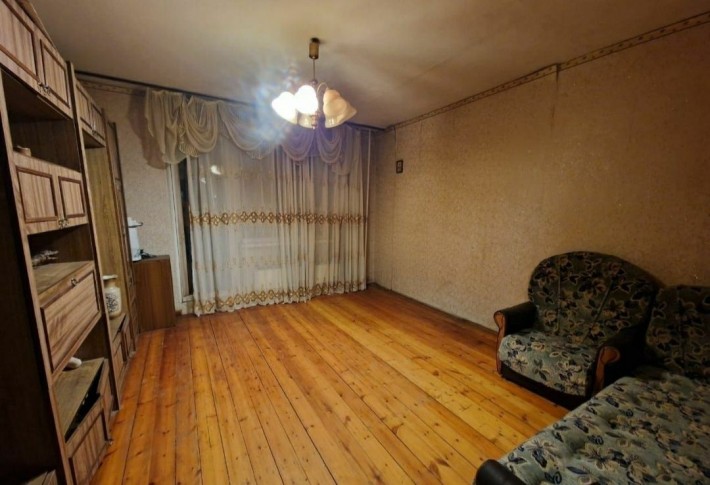 Актуально! 3 к.квартира  в гарному р- ні. Ціна стартова. - фото 1