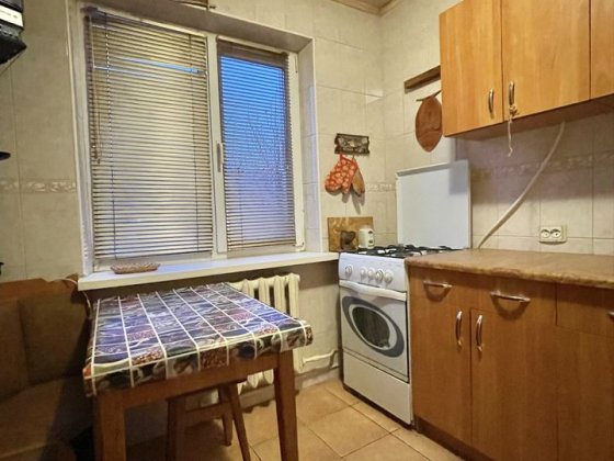 Продаю 2 - кімнатну квартиру на Припортовій Черкассы