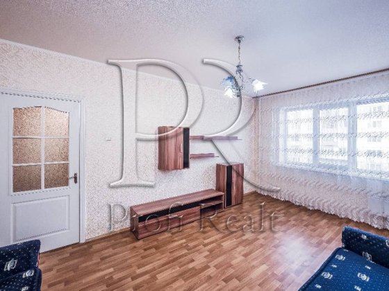 Продаж 1 кімн. квартири за адресою Червоної Калини 32А Київ