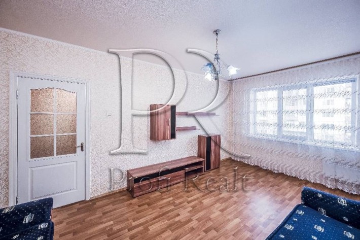 Продаж 1 кімн. квартири за адресою Червоної Калини 32А - фото 1