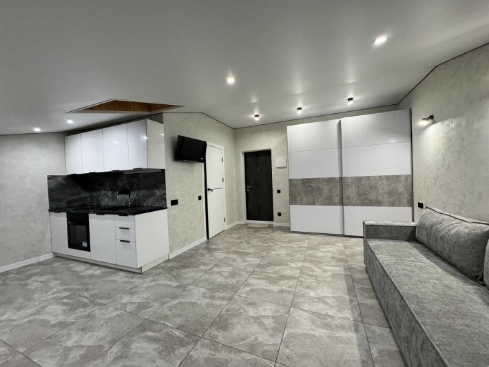 Продається смарт-квартира в ТОП-локації біля ринку “Урожай” - фото 1