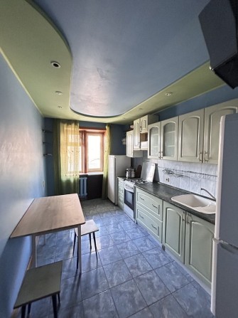 ВЕЛИКА 3 кім. квартира у тихому районі Д - фото 1