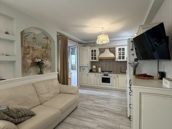 NEWStreet! 150кв.м Продам  Дворівневу кв по Пр.Миру Чернигов