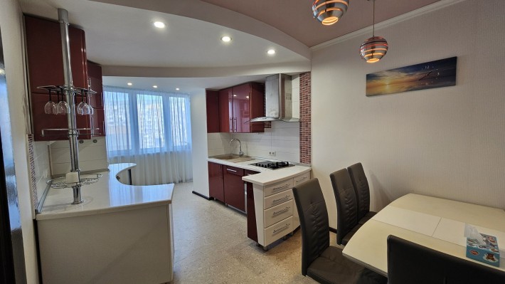 3-кімн.кв., Митниця, Гранд - фото 1