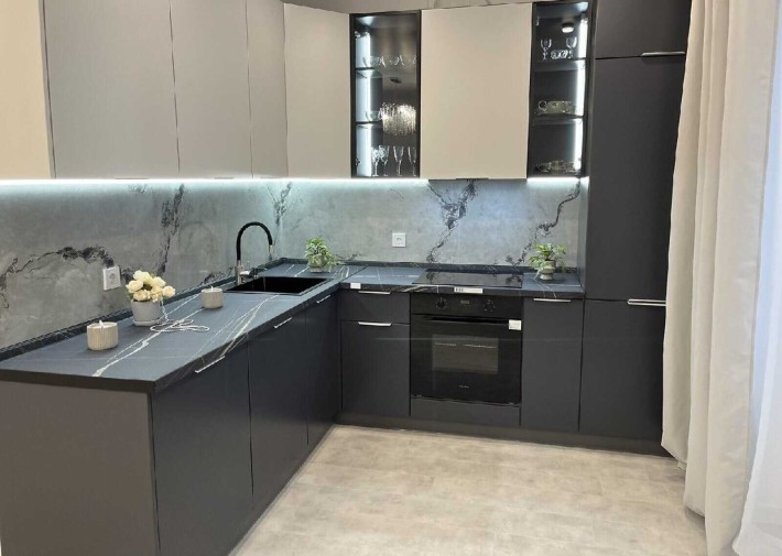 Продаж 2к квартири на Академічному - фото 1