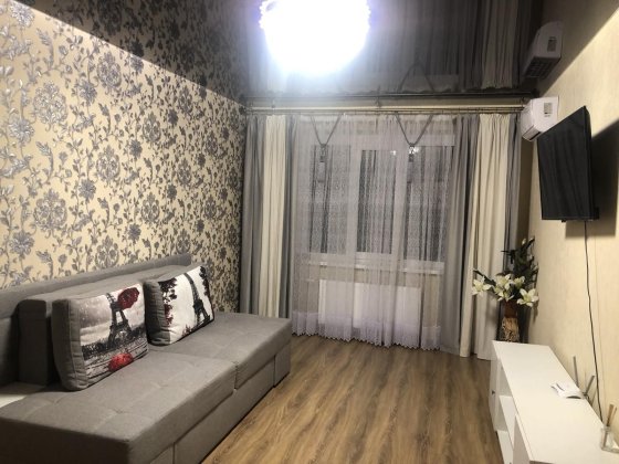 Ціна знижена! Продам в гарному стані 1-но кімн кв, центр,  вул. Мстис Чернігів