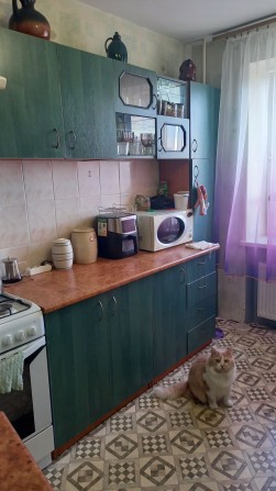 3х кімнатна в цегляному будинку  6/9 в центрі - фото 1