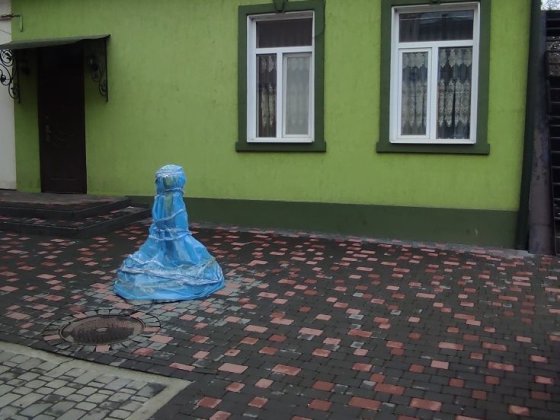 Терміново продам 2 км кварт. в будинку р-н парку Шевченка! Черновцы