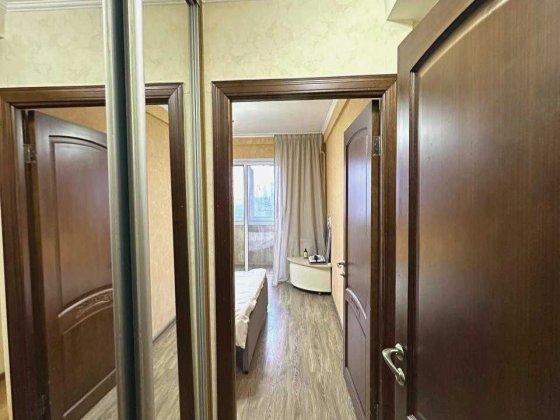 АК Продаж квартир вторичка 2 кімнатна Лівобережна Раїси Окіпної 7 Київ