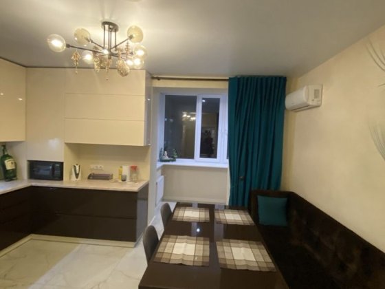 Центр Вінниці продаж 2 кімнатна, ЖК Рівʼєра , вигляд на Буг Вінниця