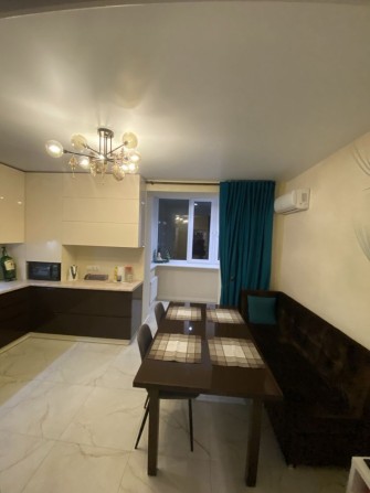 Центр Вінниці продаж 2 кімнатна, ЖК Рівʼєра , вигляд на Буг - фото 1