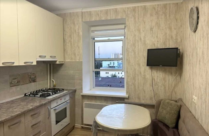 Продаж 2к квартира ремонт АГВ - фото 1