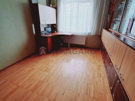 Продам квартиру на академічному Винница