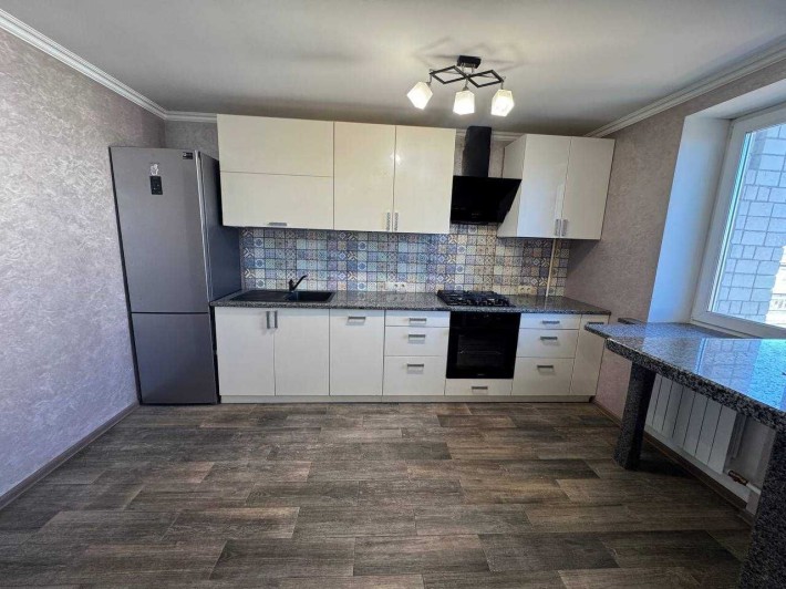 БЕЗ КОМІСІЇ Продаж 3к квартира  ремонт цегла безготівковий готівка - фото 1