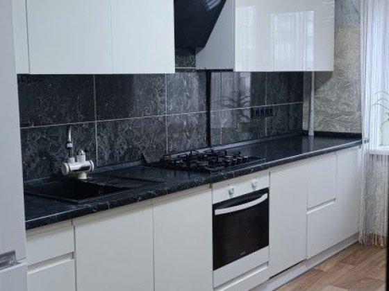 3-кімнатна квартира, Ремзавод Чернигов