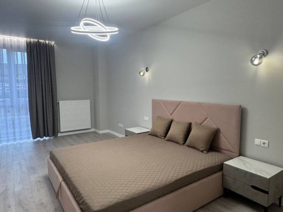 Продаж стильного пентхауса біля Майдану Чернівці