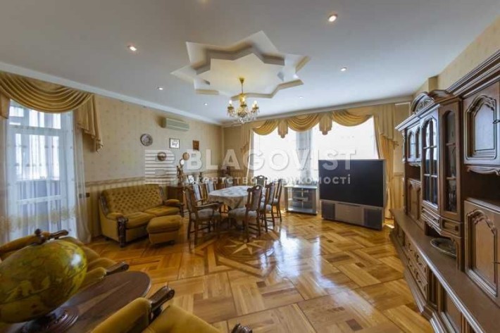 Ковпака 17. Продажа 4 - кім. квартири з ремонтом - фото 1