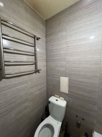 Продаж 2/х кім кв з нестандартним плануванням.32м2,світло не вимикають - фото 1