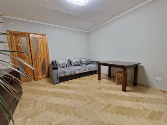 Продаж 3 кімнатної квартири Ужгород