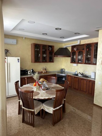 Продаж 2-кімнатної квартири біля посольства США 99 кв.м - фото 1