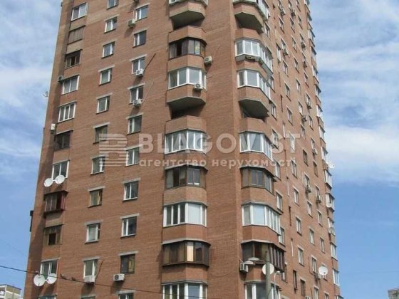 Продаж 4 к кв  11 поверх цегляний будинок  вул Ахматової Киев