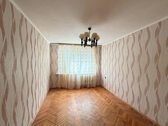 Квартира в 5 хвилинах  від Голлівуду! Чернигов