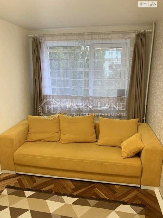 Продаж 2к квартири, вул Генерала Воробйова 8а (Курська) - фото 1