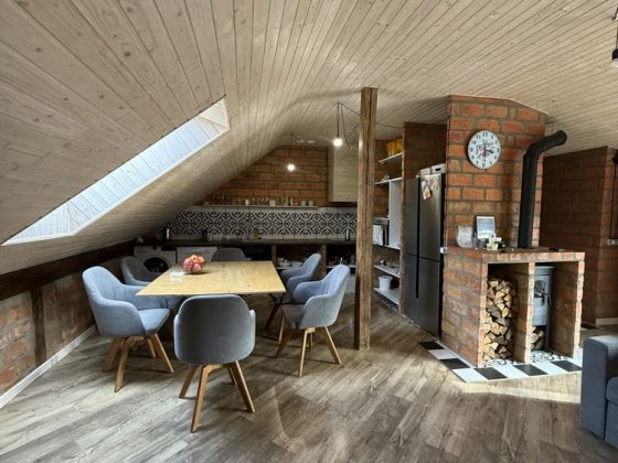 Продаж 3-х кімнатної ЦЕНТР з гаражем. Ужгород