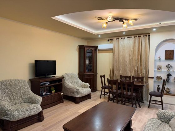 Продам квартиру з ремонтом район Казбет Черкассы