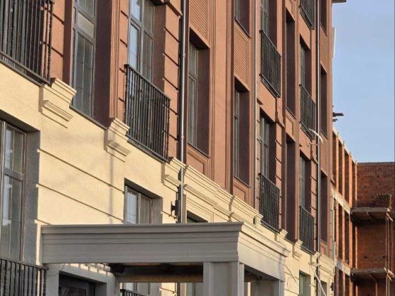 Продаєтбся 3х кімн. дворівнева квартири в зданій новобудові Чернівці