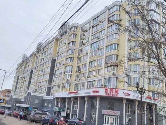 1кімнатна в Центрі з автономним опаленням в новобудові, ремонт меблі Чернигов